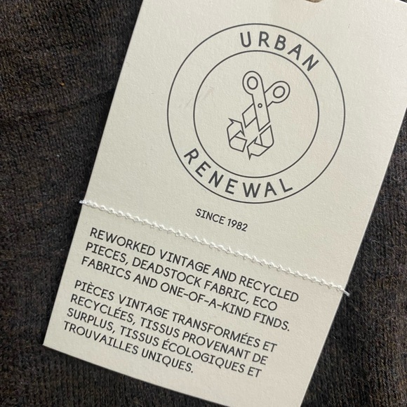 NEW URBAN OUTFITTERS sweater vest - Picture 2 of 3